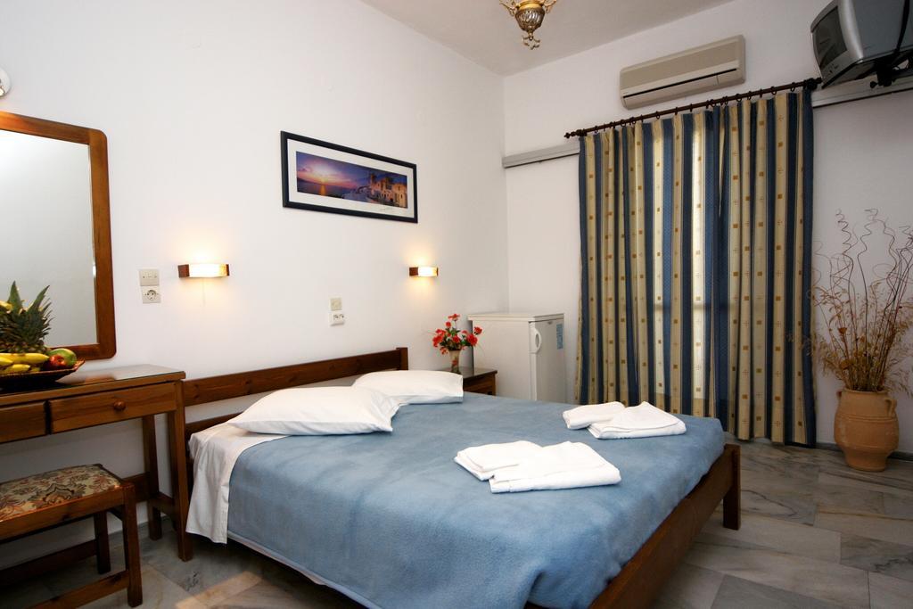 Hotel Anna Platanou