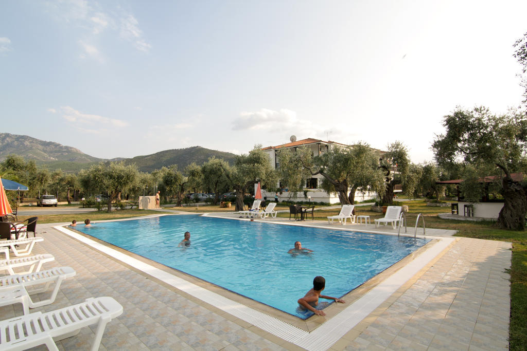Nefeli Hotel 2*