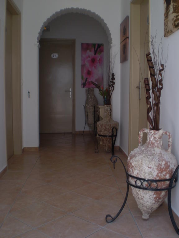 Galini Aparthotel Chora (Ios)
