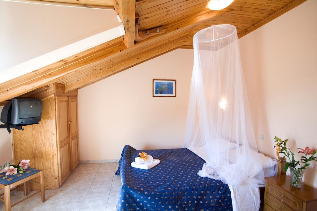 Pansion Filoxenia & Aparthotel