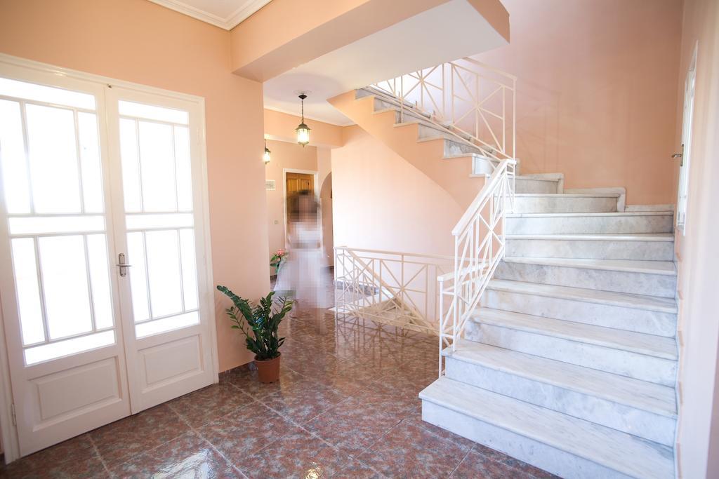 Aparthotel Pansion Filoxenia & Tsoukaladhes