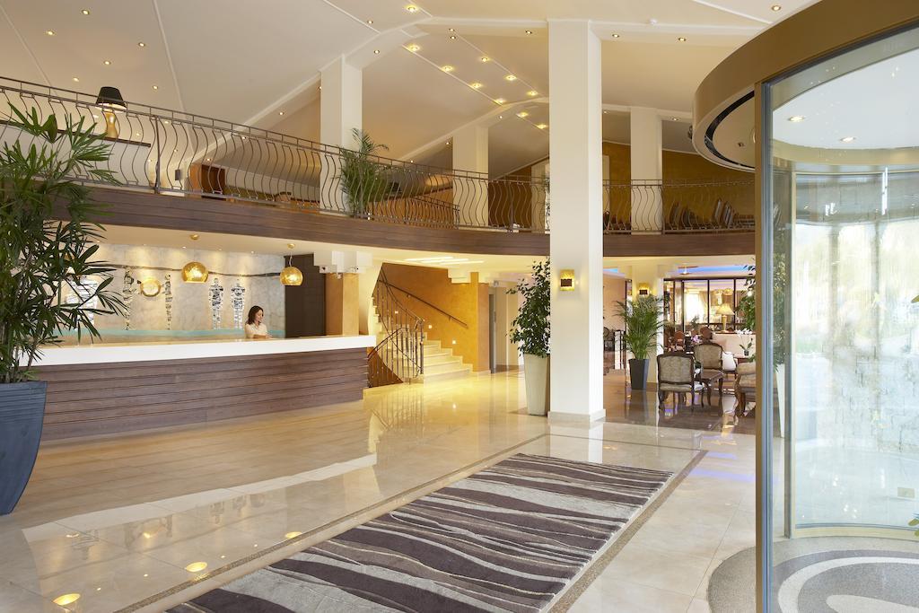 Resort Anthemus Sea And