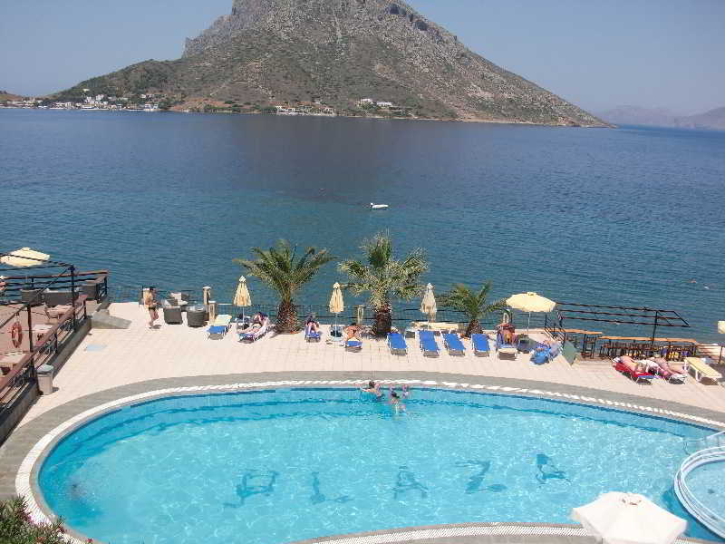 Plaza Hotel 3*