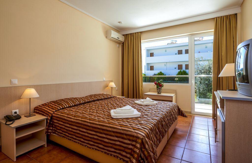 Nautica Bay Hotel
