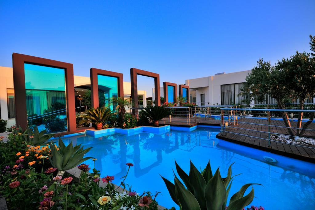 Hotel Bay Afantou