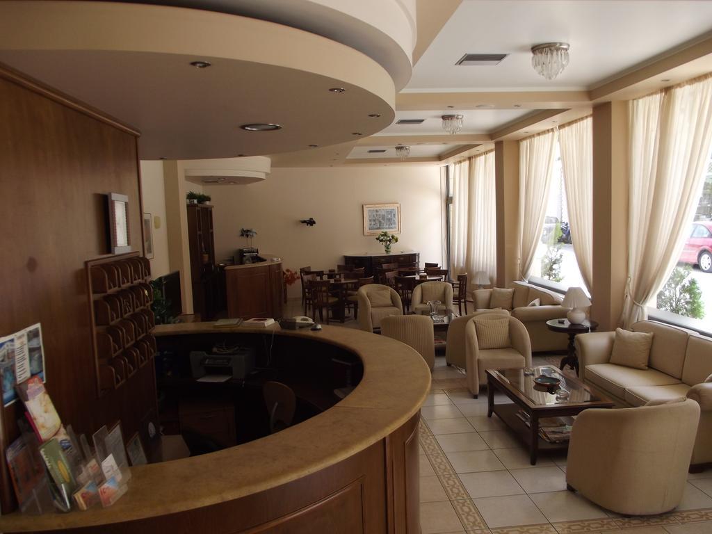 Minos Hotel 2*