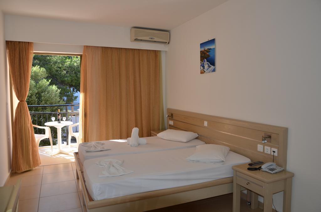 Plaza Hotel Masouri