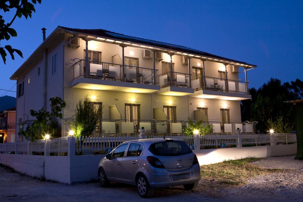 Savinos Guest house