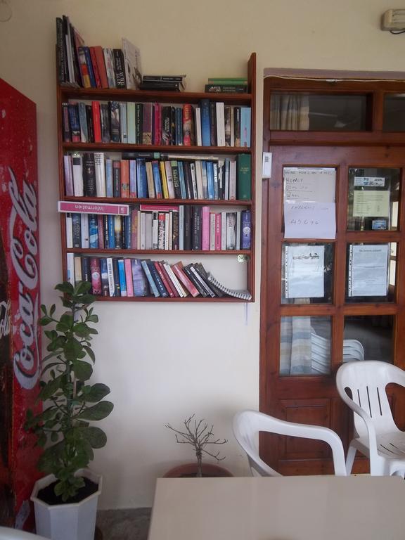 Knossos Guest house 2*