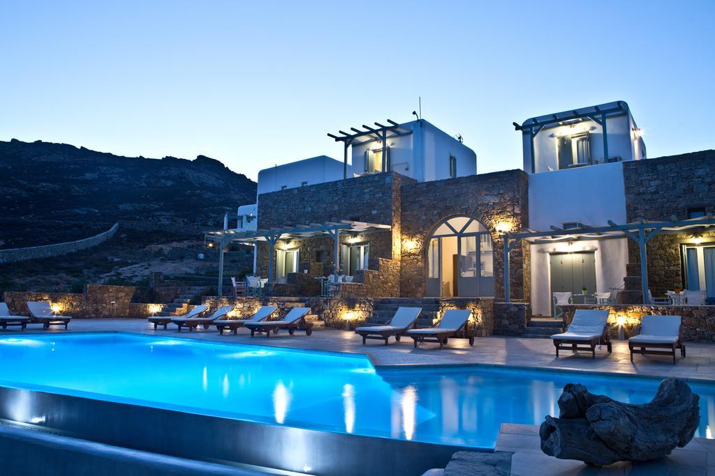 Niriides Homes & 3* Elia (Mykonos)
