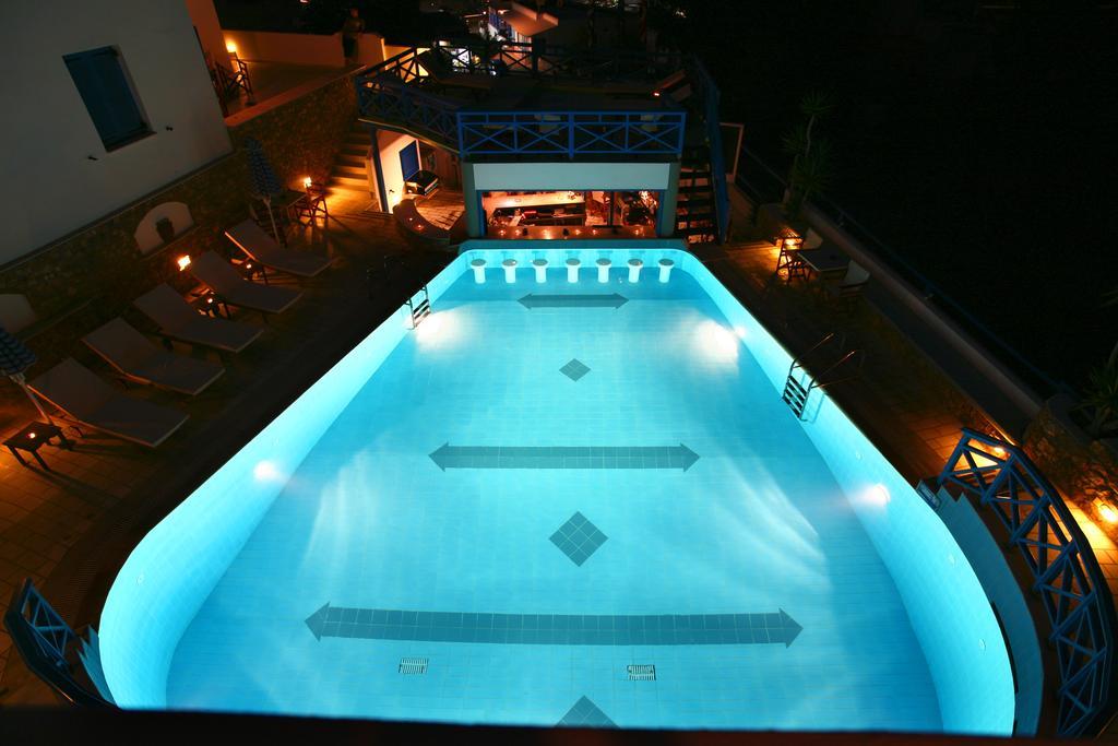 Poseidon Hotel 2*