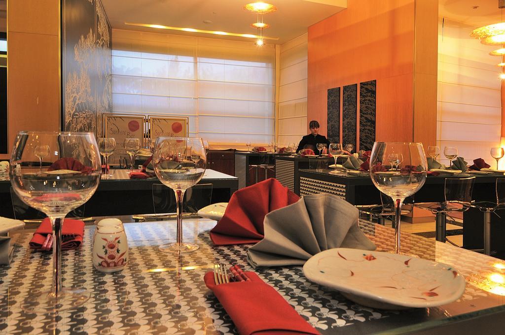Club Casino 5*