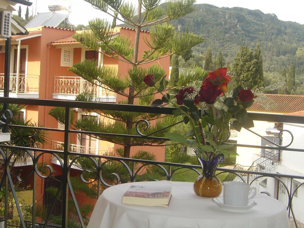 Elli Marina And Benitses (Corfu)