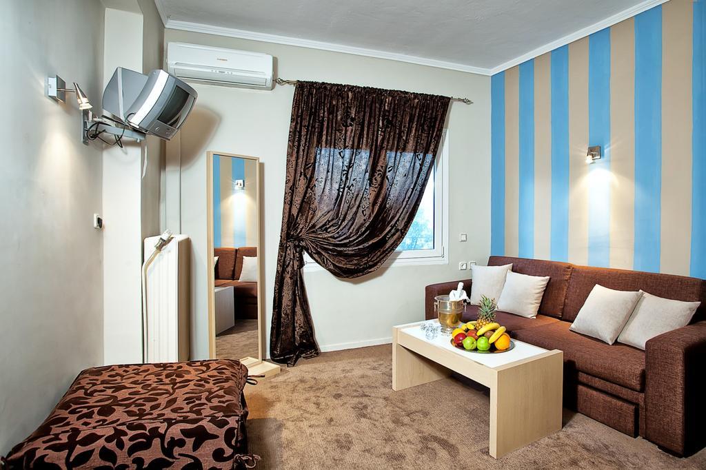 Anastassiou - Bike And Motorcycle Friendly 2*