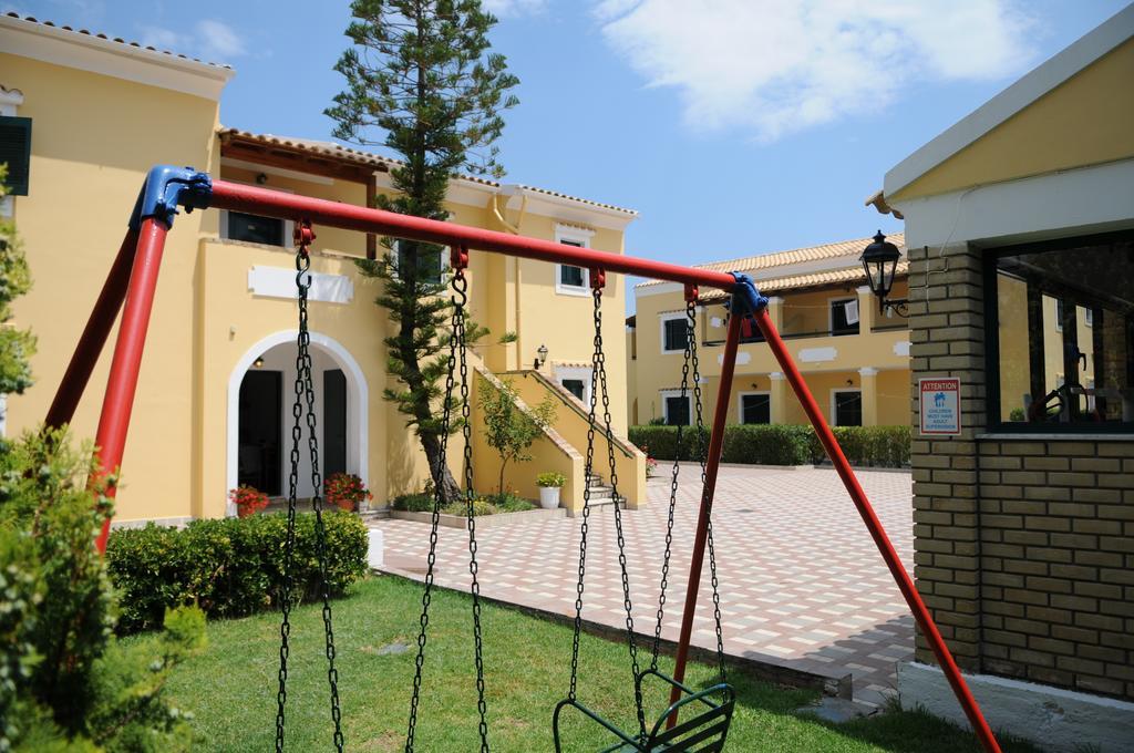 Aparthotel Matoula 3*
