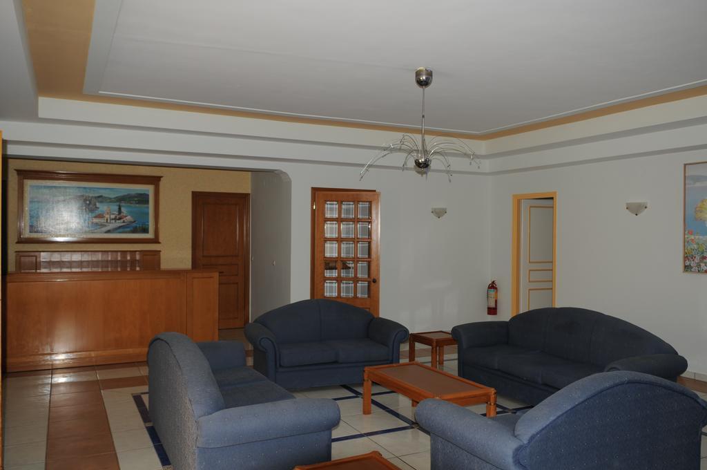 Aparthotel Matoula