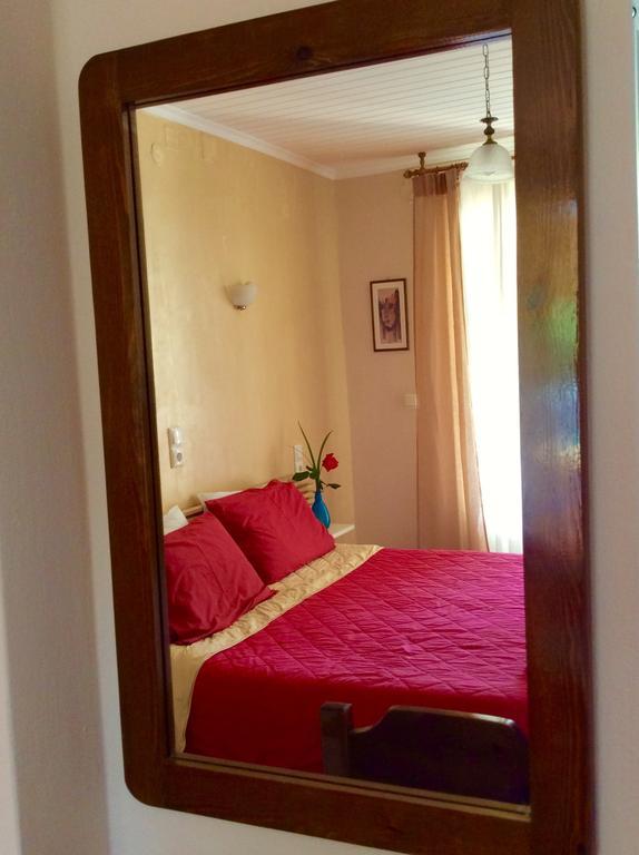 Milos Aparthotel Lourdata (Kefalonia)