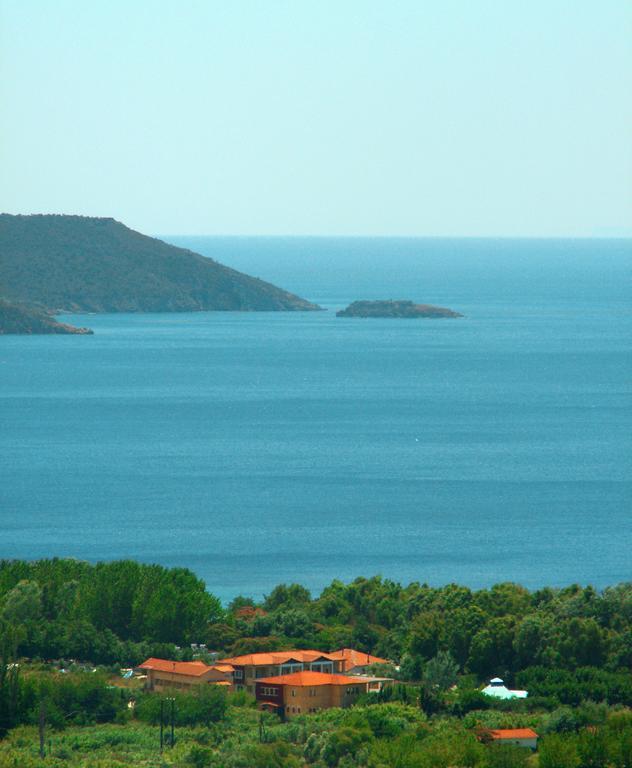 Despotiko Apt. & Hotel Toroni