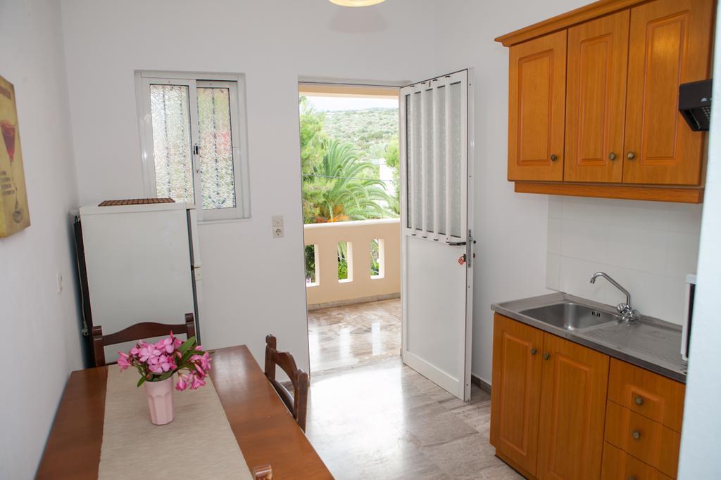 George Chrysa Apartment