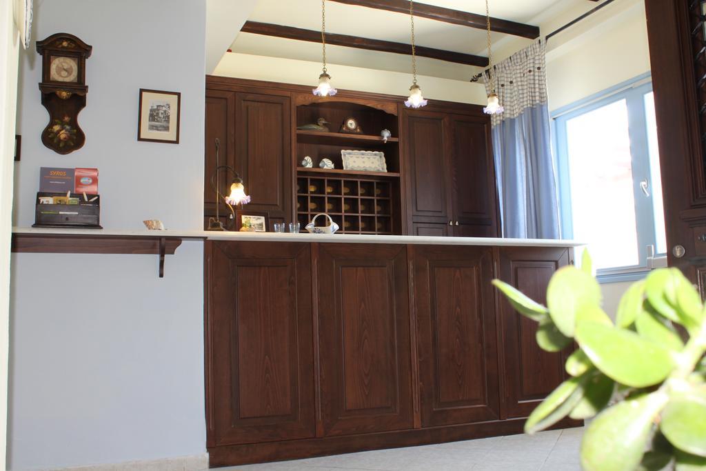 Akrogiali Aparthotel