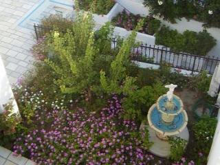 Ikaros & 3* Naxos City