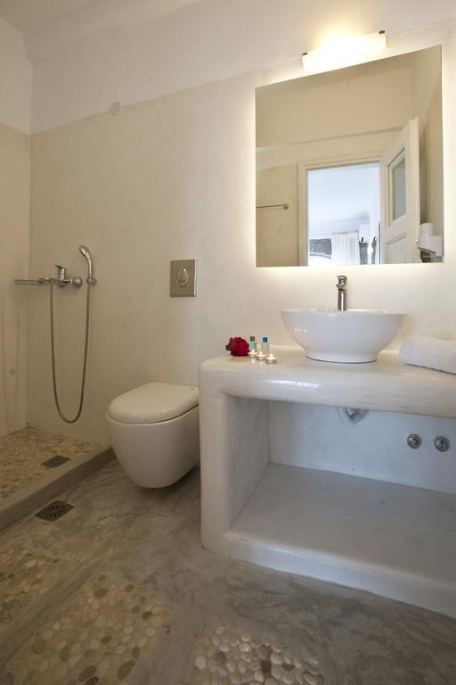 Voula & Aparthotel 4*