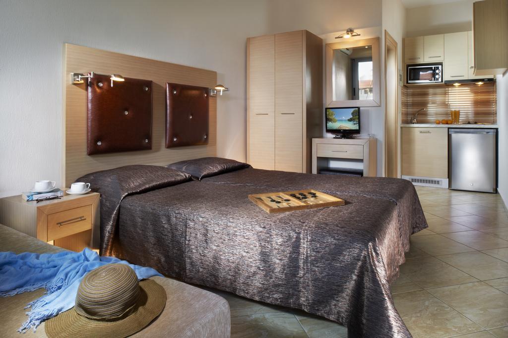 4-you Aparthotel Metamorfosi (Sithonia)
