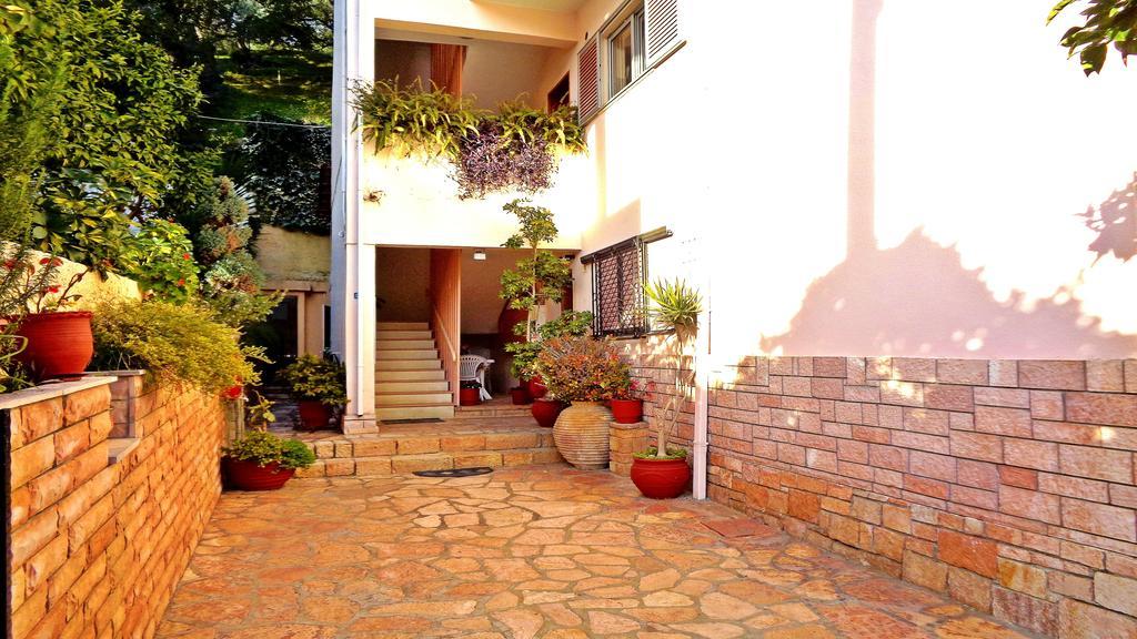 Maria Apartment *