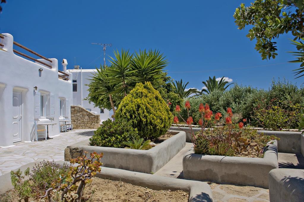 Evagelia's Place Aparthotel