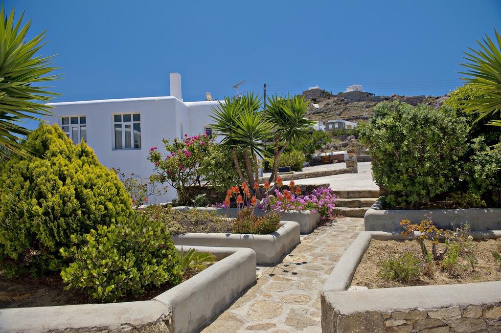 Evagelia's Place Aparthotel 2*