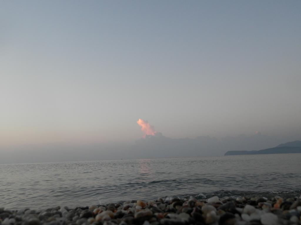 Aeolos Aparthotel 2*