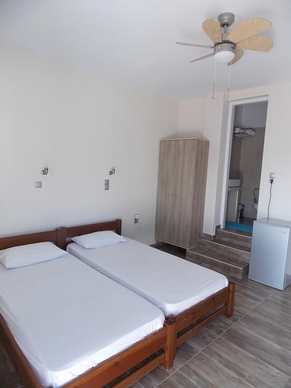 Guest house Pounti Livadi (Serifos)