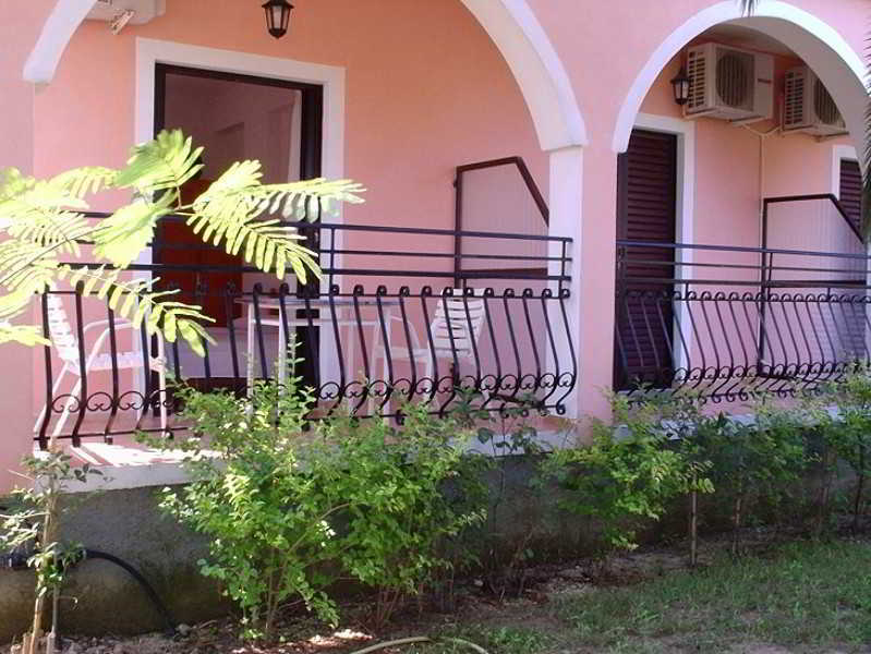 Hotel Eleni's Garden & Castello Alykanas (Zakynthos)