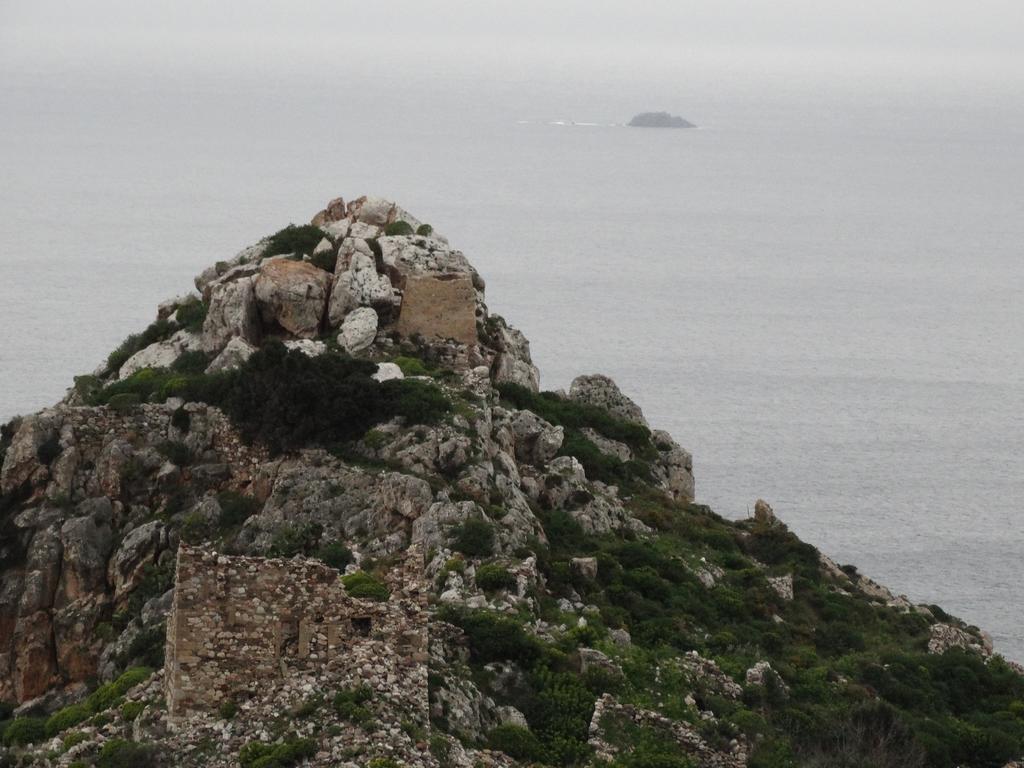 Guest house Akrotainaritis
