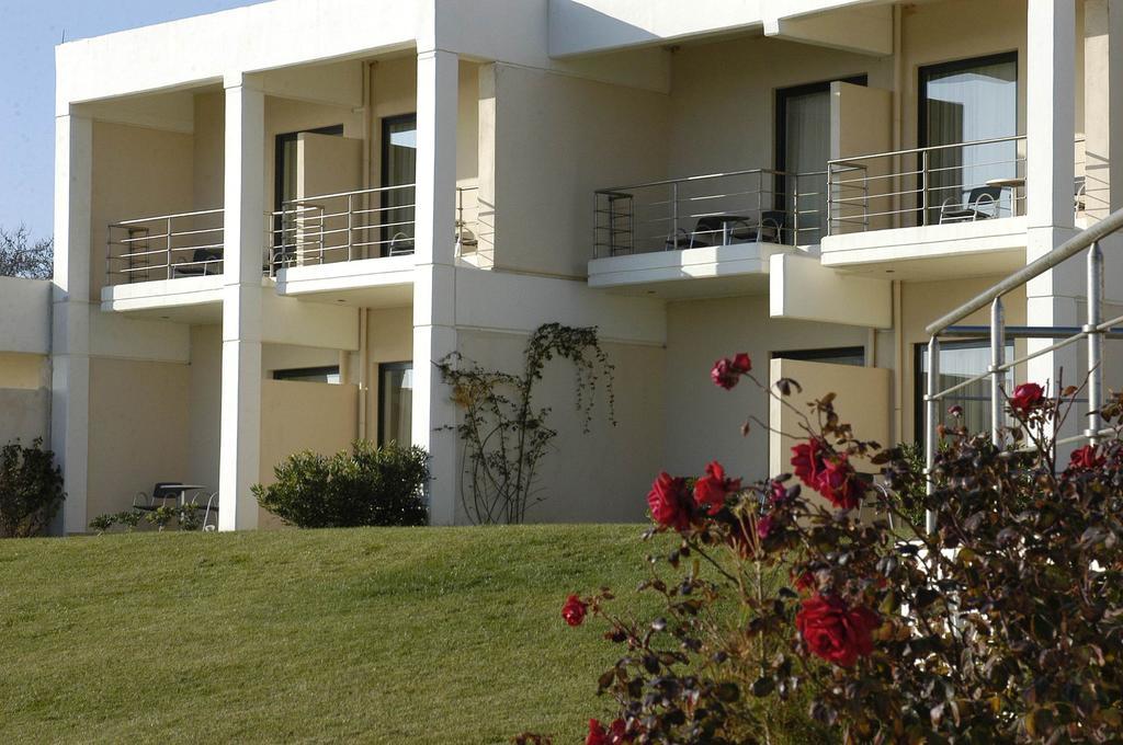 Ramada Plaza By Wyndham Thraki