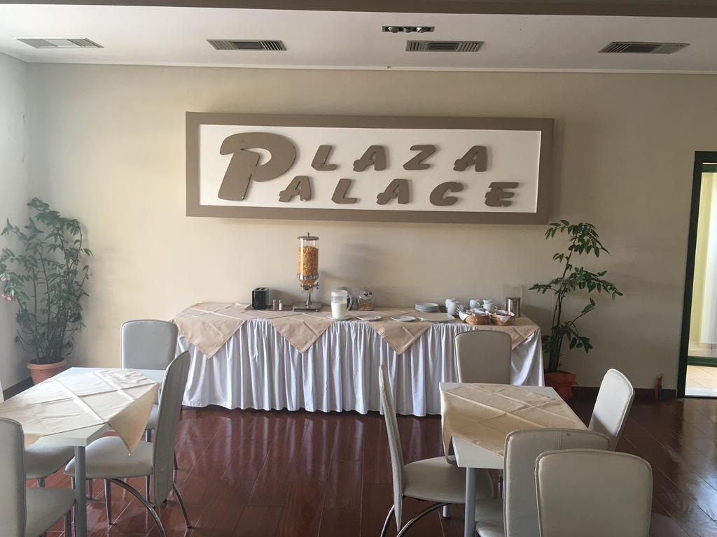 Plaza Palace Aparthotel