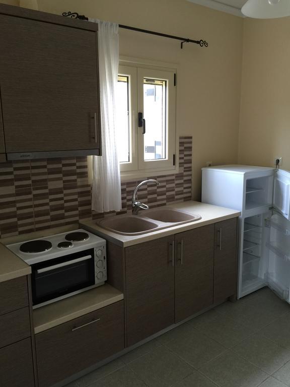 Apartment Karavaki *