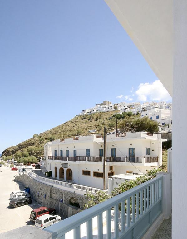 Hotel Paradissos Pera Gyalos