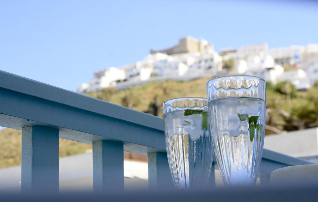 Paradissos Hotel