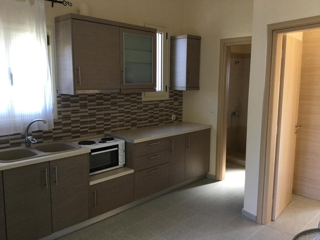 Apartment Karavaki *