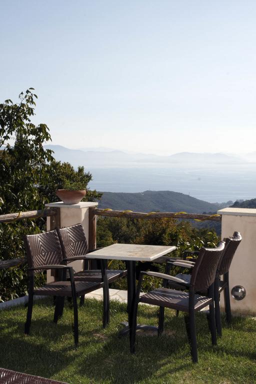 Mirovoli Hotel