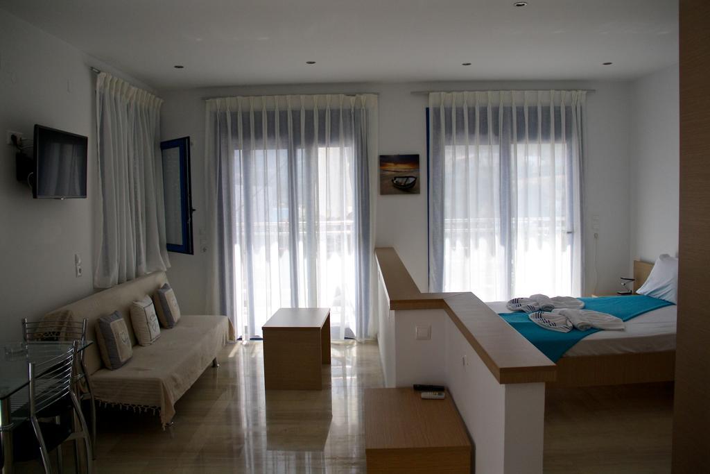 Sunorama Apts-studios