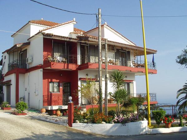 Nastas Paradeisos *