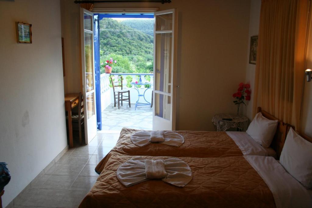 Alexandra Studios Apartment
