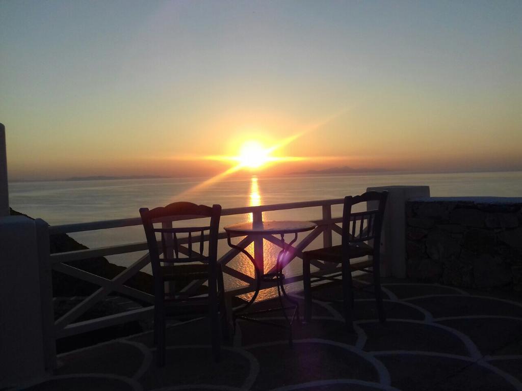 Sunset * Sikinos