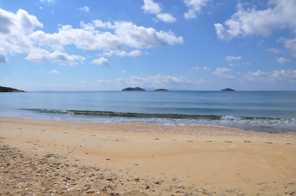 Andros Maisonettes * Agios Petros (Andros)