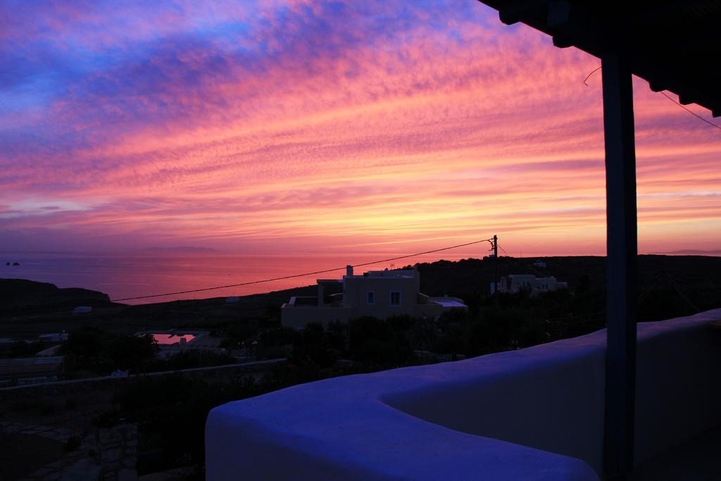 Delio * Parikia (Paros)