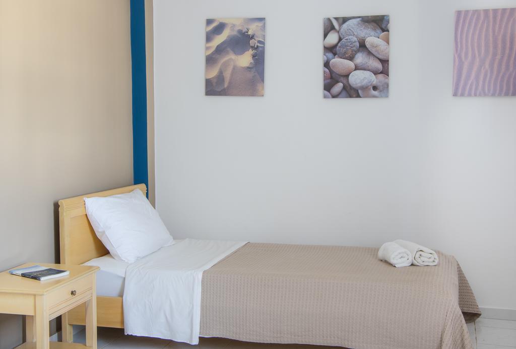 Glarontas Apartment