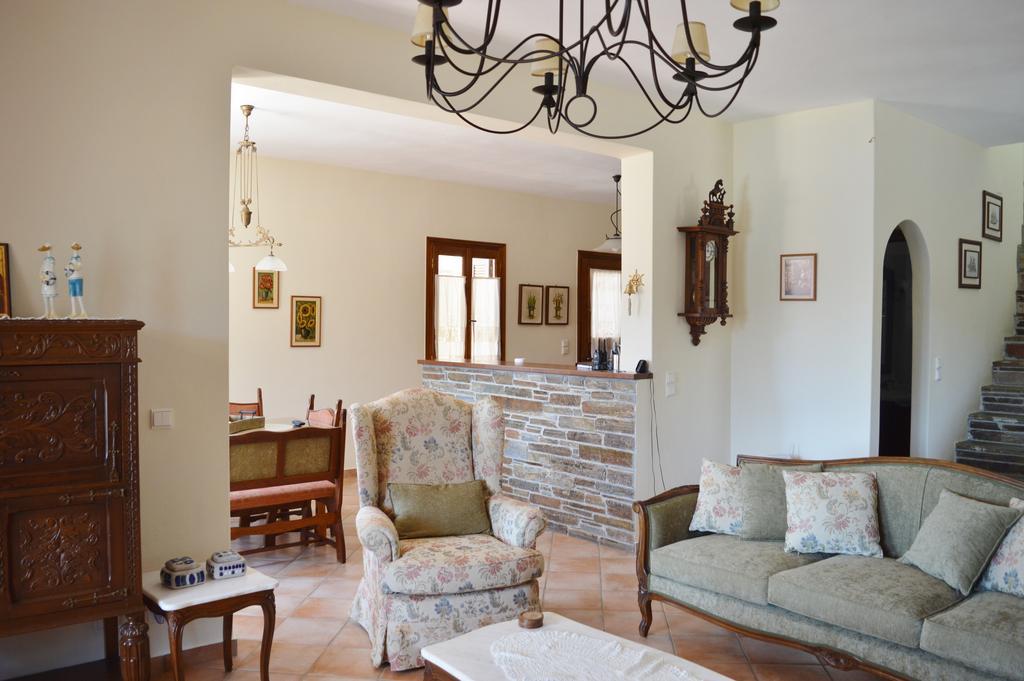 Andros Private Villa Overlooking The Blue Aegean Sea