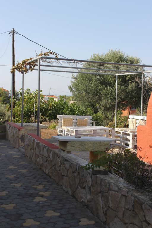 Holiday home Katy's Place Kalathas